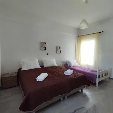 Beachfront Gia Paros Дом отдыха *