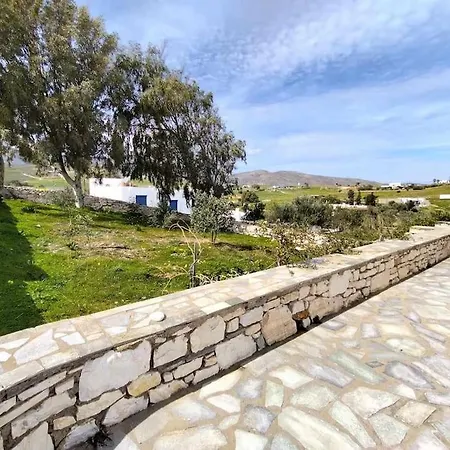 Beachfront Gia Paros *