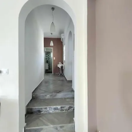 Beachfront Gia Paros Хриси-Акти