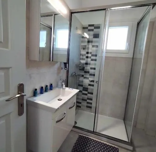 Beachfront Gia Paros * Chrisi Akti (Paros)