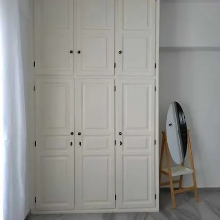 Beachfront Gia Paros Nyaraló *