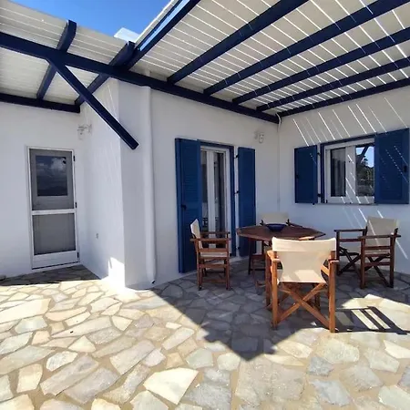 Beachfront Gia Paros