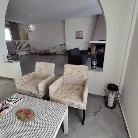 Beachfront Gia Paros Nyaraló *