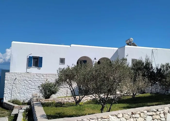 Semesterbostad Beachfront Gia Paros *